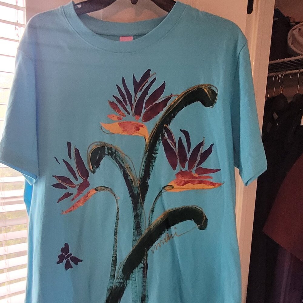 LAT handpainted hawaiian birds of paradise tee shirt